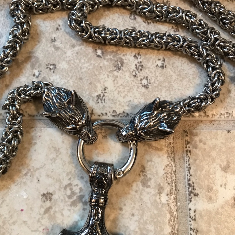 NWOT "Ancient Treasures" stainless steel Viking wolf  King chain - Picture 7 of 7